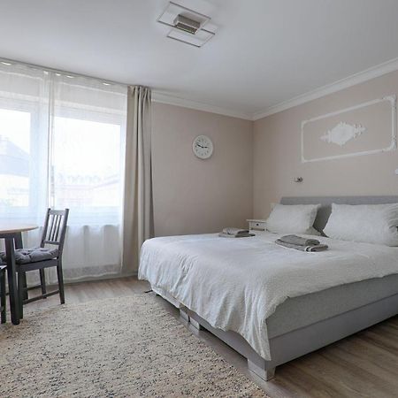 H-Apartments Bismarckstrasse Treviri Esterno foto