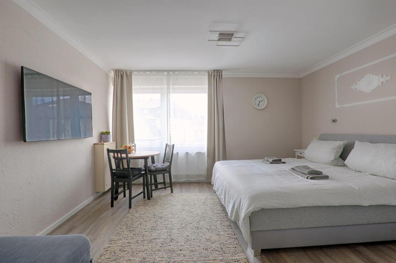 H-Apartments Bismarckstrasse Treviri Esterno foto